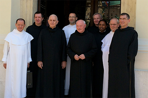 Das Bild zeigt die Feier zum 75. Geburtstag von Pater Pio Morvay OH.