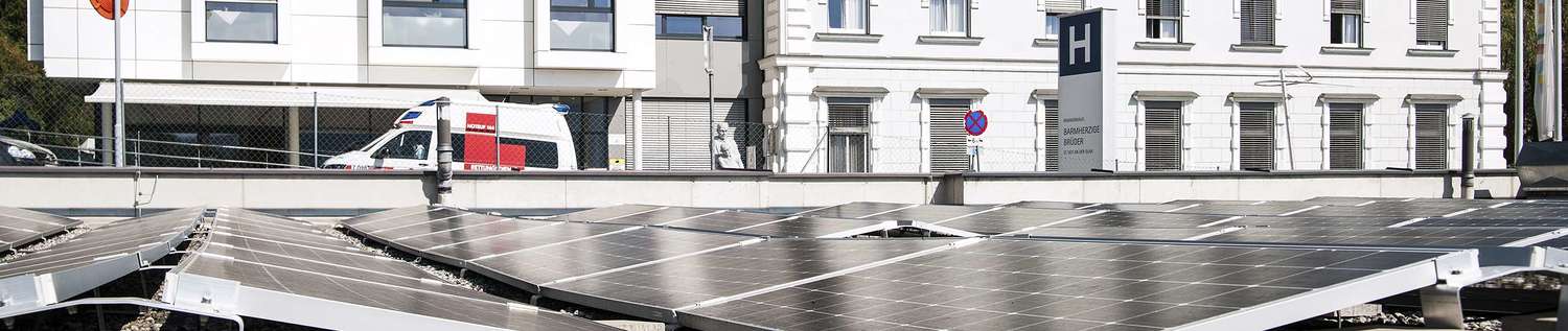 Das Bild zeigt Photovoltaikanlage auf dem KH St. Veit/Glan.