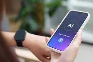 KI‑gestützten Telefonassistenten.