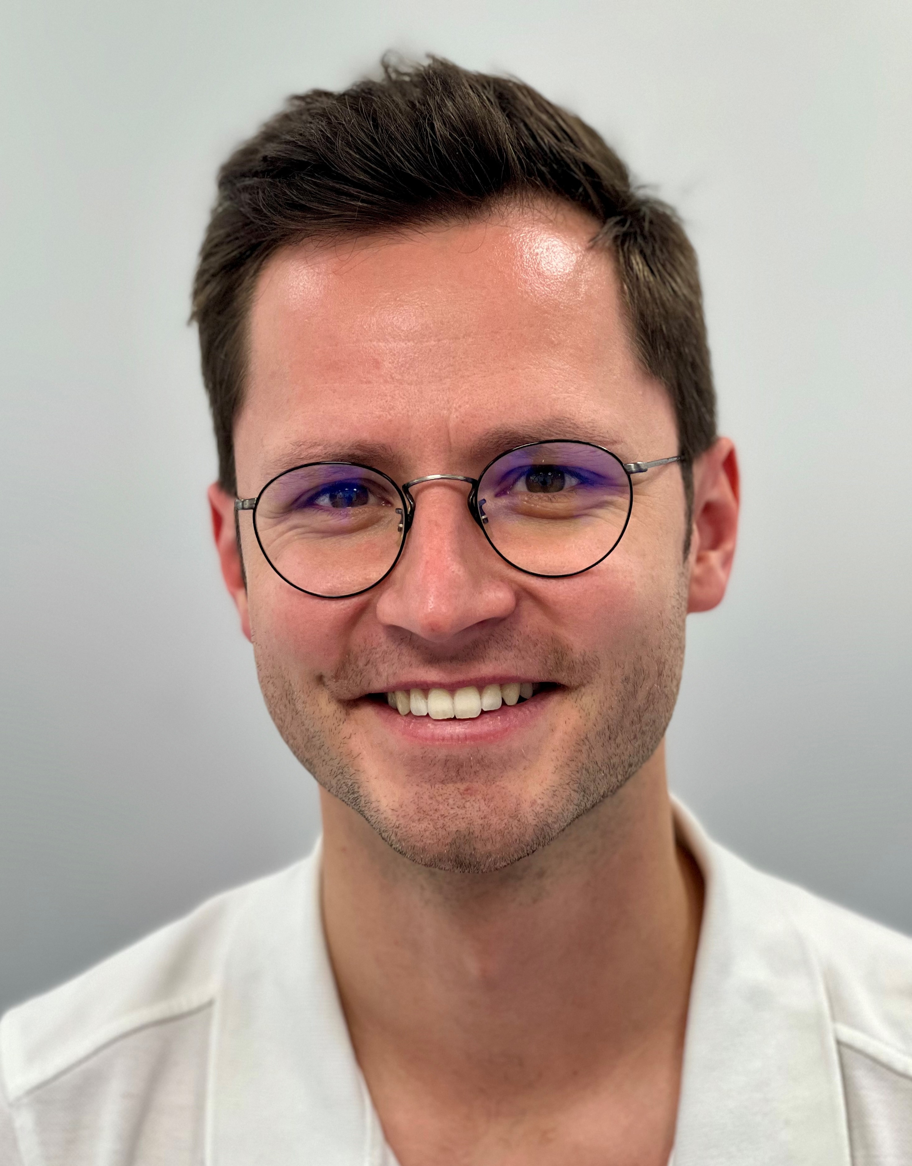 Ass. Dr. Clemens Mikulits