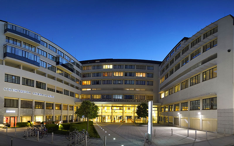 Das Bild zeigt das Krankenhaus Linz der Barmherzigen Brüder.