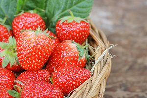 Korb mit Erdbeeren