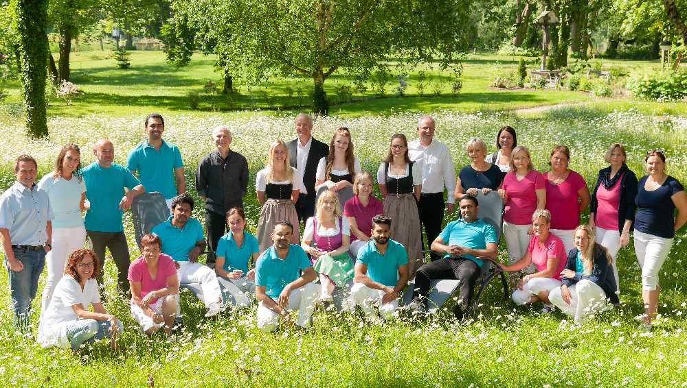 Das Bild zeigt Mitarbeitende des Kurhauses Schärding.