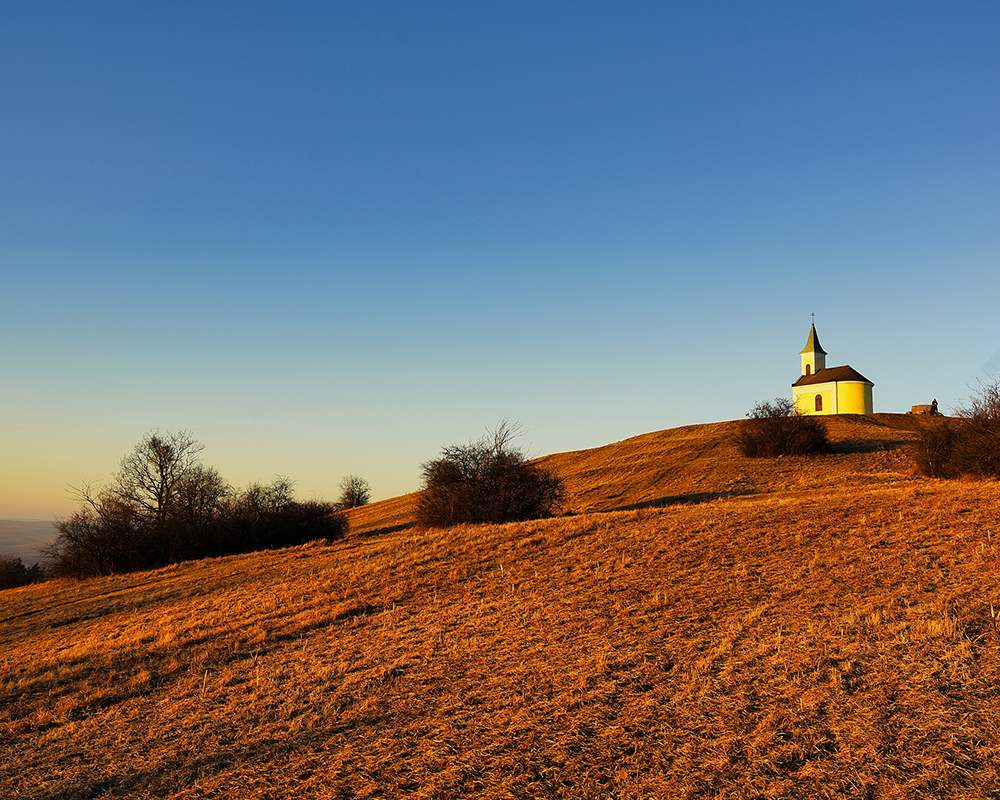 Kapelle auf dem Michelberg bei Niederhollabrunn / Zahrl Das Bild zeigt die Kapelle auf dem Michelberg bei Niederhollabrunn.