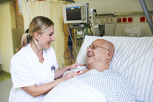  Zuwendung Patient und Pflege