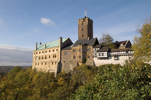 Das Bild zeigt die Wartburg bei Eisenach in Thüringen.