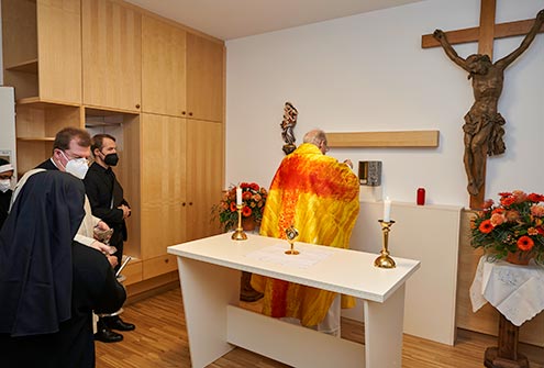 Kapellensegnung durch Kardinal Christoph Schönborn in Kritzendorf