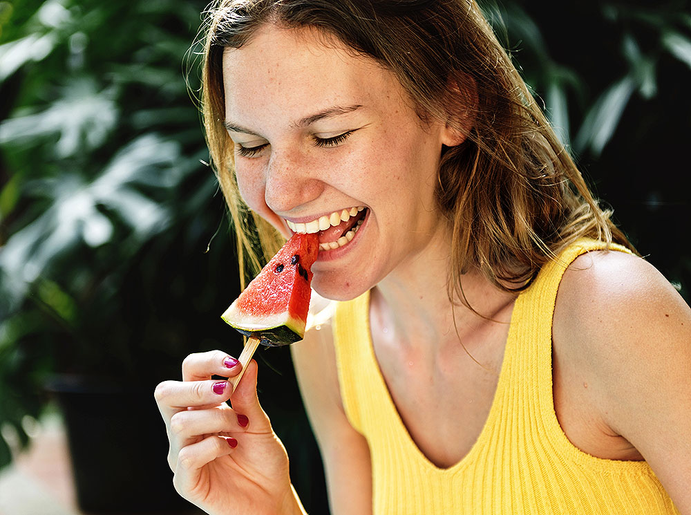 Wasserreiche Obst- und Gemüsesorten wie Wassermelonen helfen, den Flüssigkeits- und Mineralstoffverlust bei Hitze auszugleichen. / Clipdealer Wasserreiche Obst- und Gemüsesorten wie Wassermelonen helfen, den Flüssigkeits- und Mineralstoffverlust bei Hitze auszugleichen.