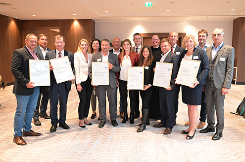Sieben Einrichtungen der Barmherzigen Brüder nahmen im Rahmen der Umweltmanagementkonferenz 2021 in Wien ihre EMAS-Zertifikate entgegen.
