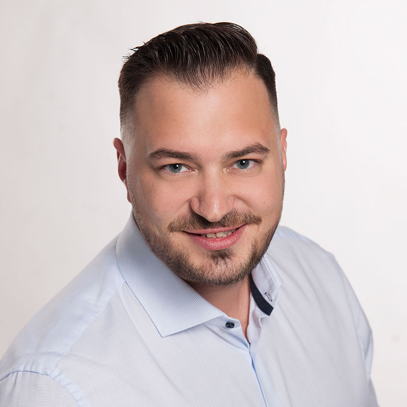 Portrait_Ing-Thomas-Senger--Barmherzige-Brueder-Oesterreich-C-Heike-Fuchs-800x800px