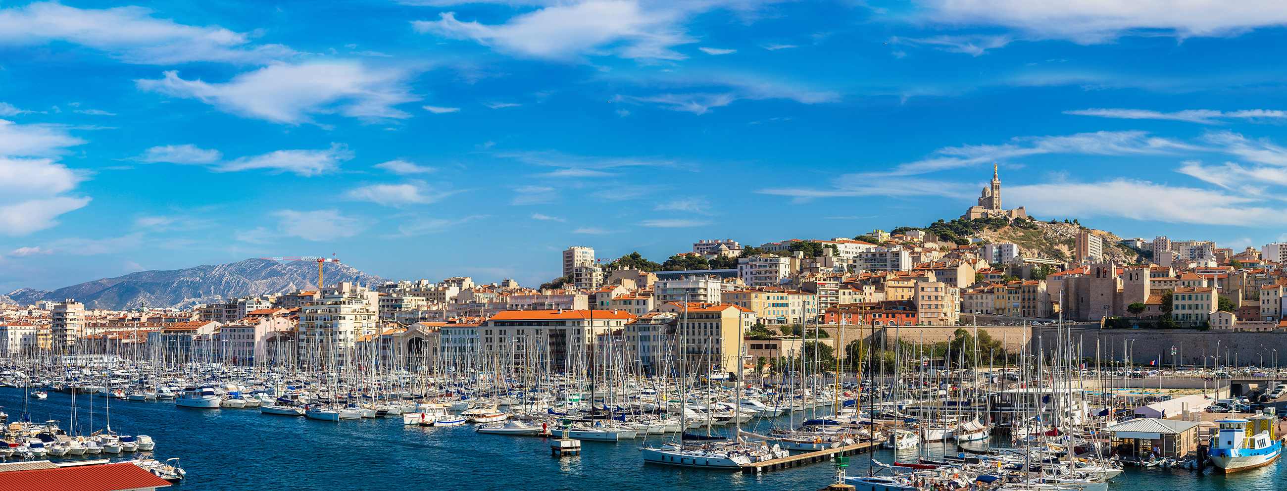 Das Bild zeigt einen Blick auf Marseille, dem Geburtsort von Frater Paul de Magallon.