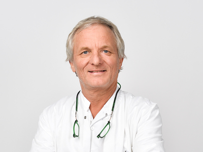 Prim. Dr. Hans Jörg Neumann, MSc