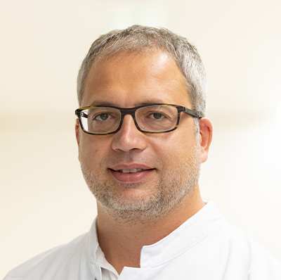 OA Dr. Roman Kulnik, Stellvertreter Vorsitzender der Ethikkommission, Facharzt für Nuklearmedizin