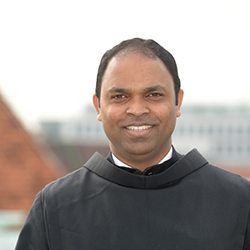 Das Bild zeigt Frater Saji Mullankuzhy OH, sac. Provinzial der Österreichischen Ordensprovinz der Barmherzigen Brüder