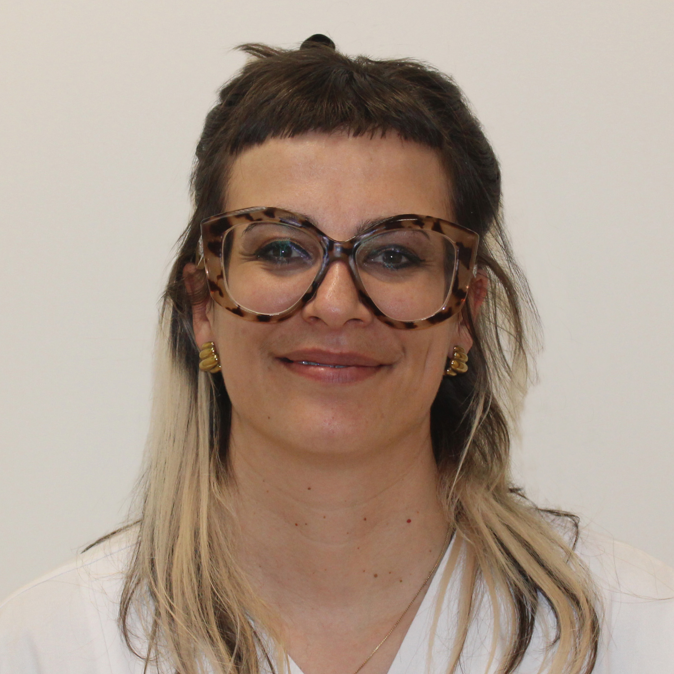 Dr. Michaela De Michel