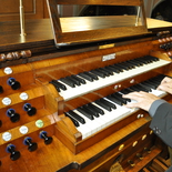 An der Orgel: Romana Stöckl und Mag. Johannes Dandler
