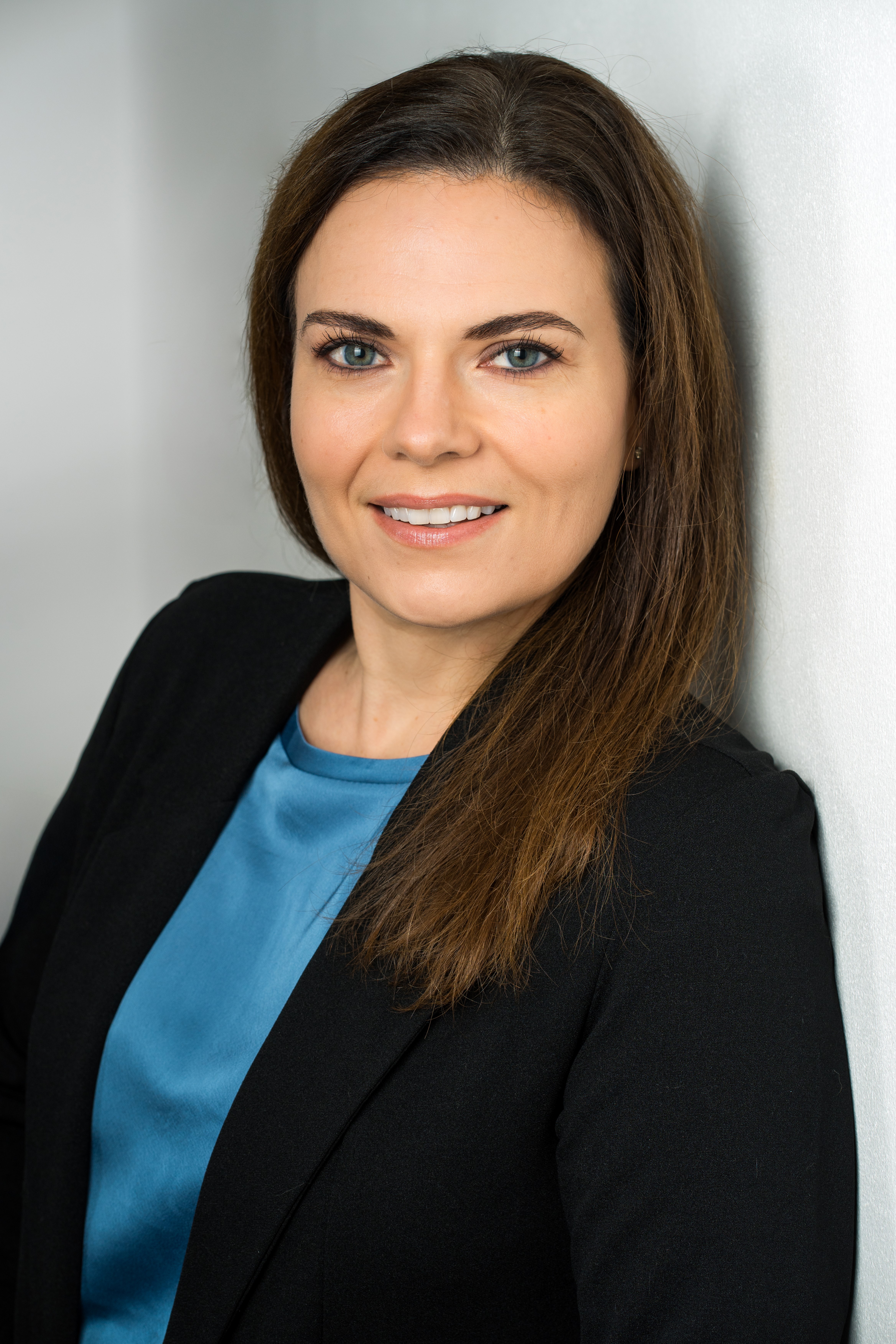 Mag-Alessandra-Dolzer-Datenschutzkoordinatorin-Barmherzige-Brueder-Oesterreich-800x800px