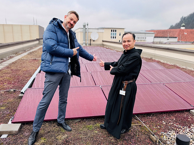 Gesamtleiter Oliver Szmej und Frater Prior Antonius