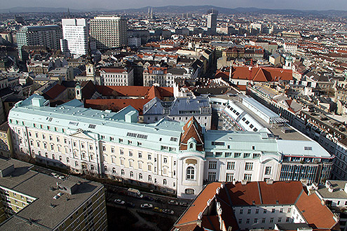 Blick auf das Krankenhaus der Barmherzigen Brüder Wien