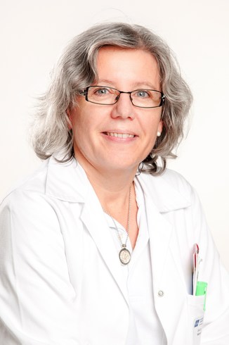 Oberärztin Dr. Maria Piribauer, FA für Innere Medizin Zusatzfacharzt für Hämatoonkologie in der Abteilung für Innere Medizin