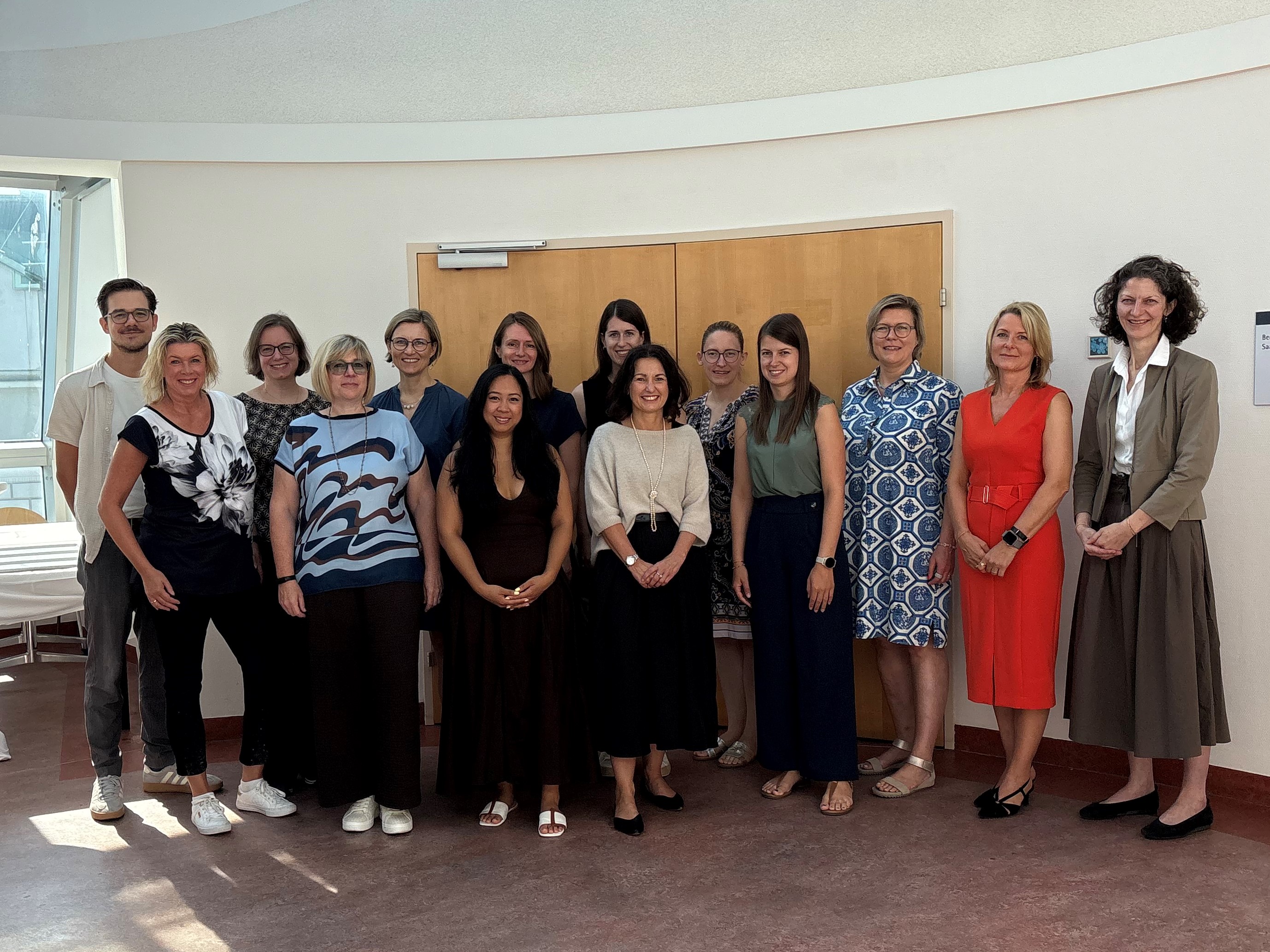 Personalleitungen im gemeinsamen Austausch / Barmherzige Brüder Das BIld zeigt das Personalteam der Barmherzigen Brüder.
