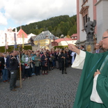 Segnung der Mitarbeiterinnen und Mitarbeiter der Barmherzigen Brüder durch Abt KR Mag. Martin Josef Felhofer.