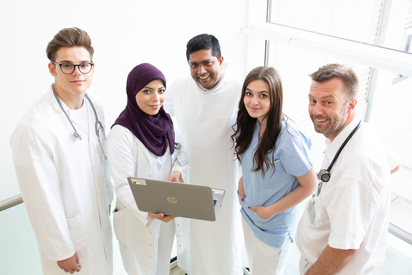 Jungärzte bei der Ausbildung