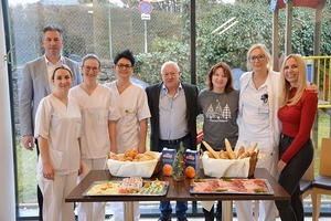 Weihnachtsfrühstück von Robert Knabl für das Institut für Radiologie