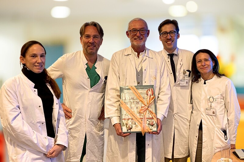 von links nach rechts: B. Meidlinger (Zentrumsassistentin PKZ), Prim. PD Dr. Ponholzer (Zentrumsleiter PKZ), Dr. Krings (Auditor von Onkozert), OA Dr. Lenart, OA Dr. Berger (Zentrumskoordinatoren PKZ