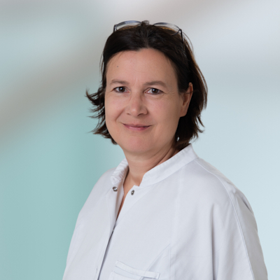 Mitarbeiterin der Barmherzigen Brüder Linz