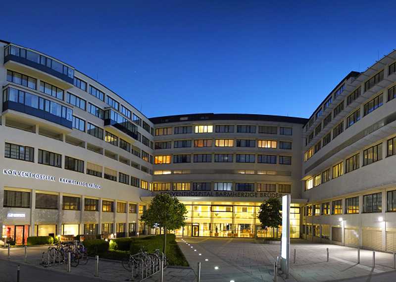 Das Bild zeigt das Krankenhaus der Barmherzigen Brüder Linz.