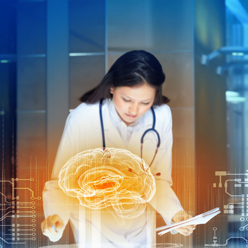 Frau blickt auf digitales Gehirn