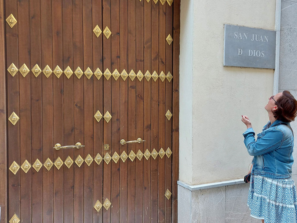 Eingang zum Haus der Familie Pisa in Granada.