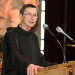 Pater Provinzial Ulrich Fischer OH begrüßte die Anwesenden Festgäste.