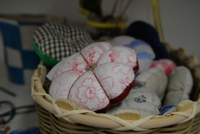 genähtes Blumenkissen